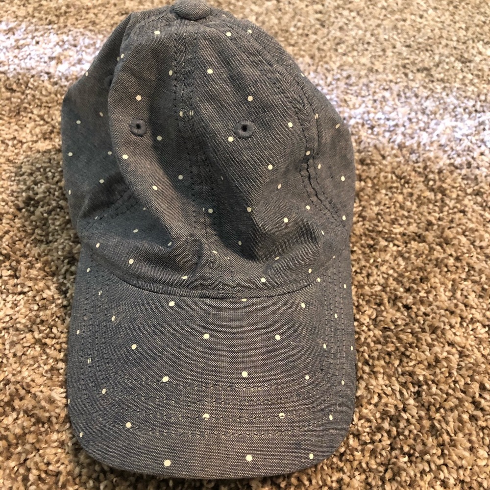 American Eagle polka dot hat NWOT